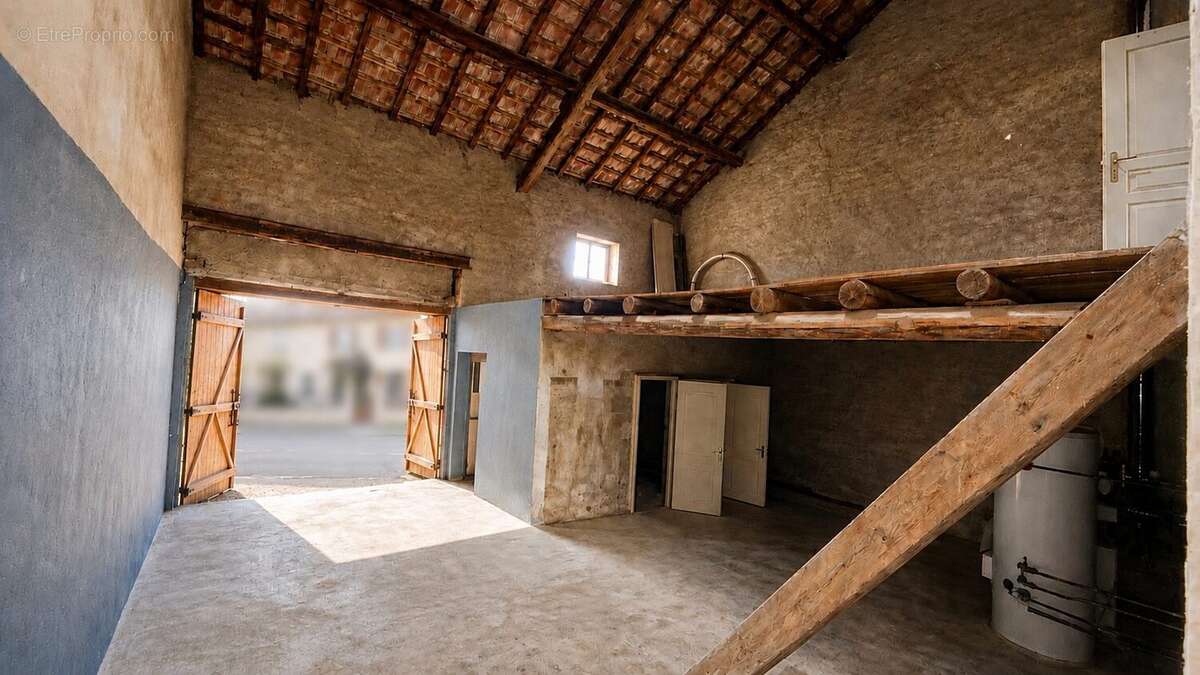 Maison à ESSEY-ET-MAIZERAIS