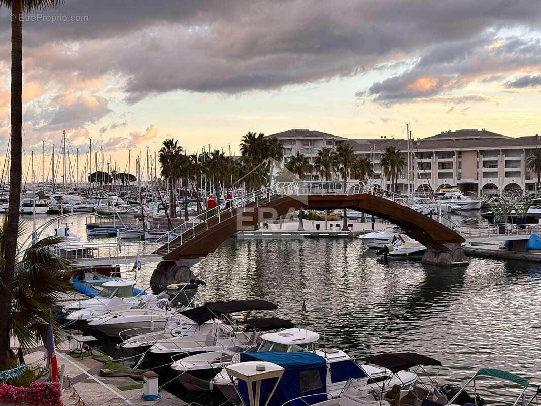 Appartement à FREJUS