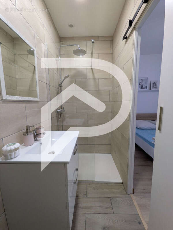 Appartement à MERU