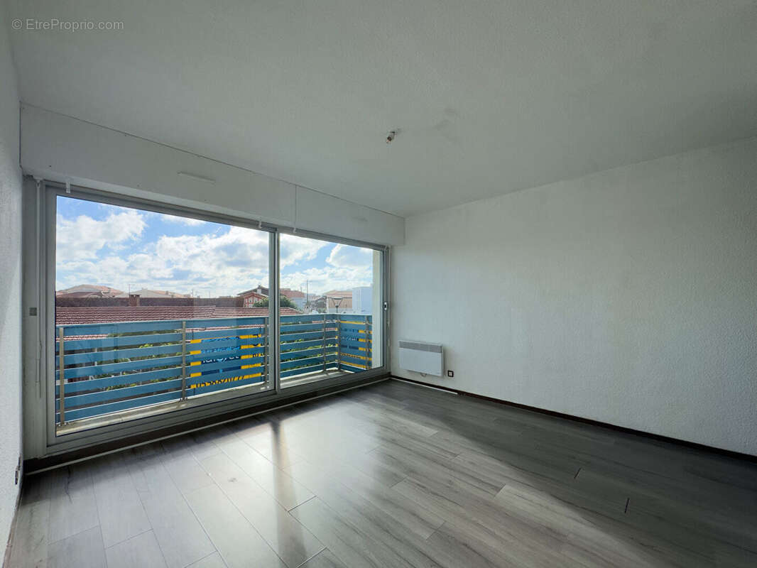Appartement T1 cabine avec balcon, parking et vue dégagée à Biscarrosse, hyper centre à deux pas de la plage - photo 5
