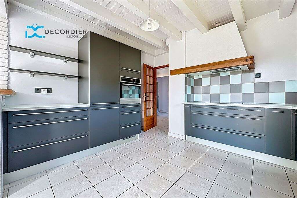 Neuvecelle maison 6 ch au calme - photo 8