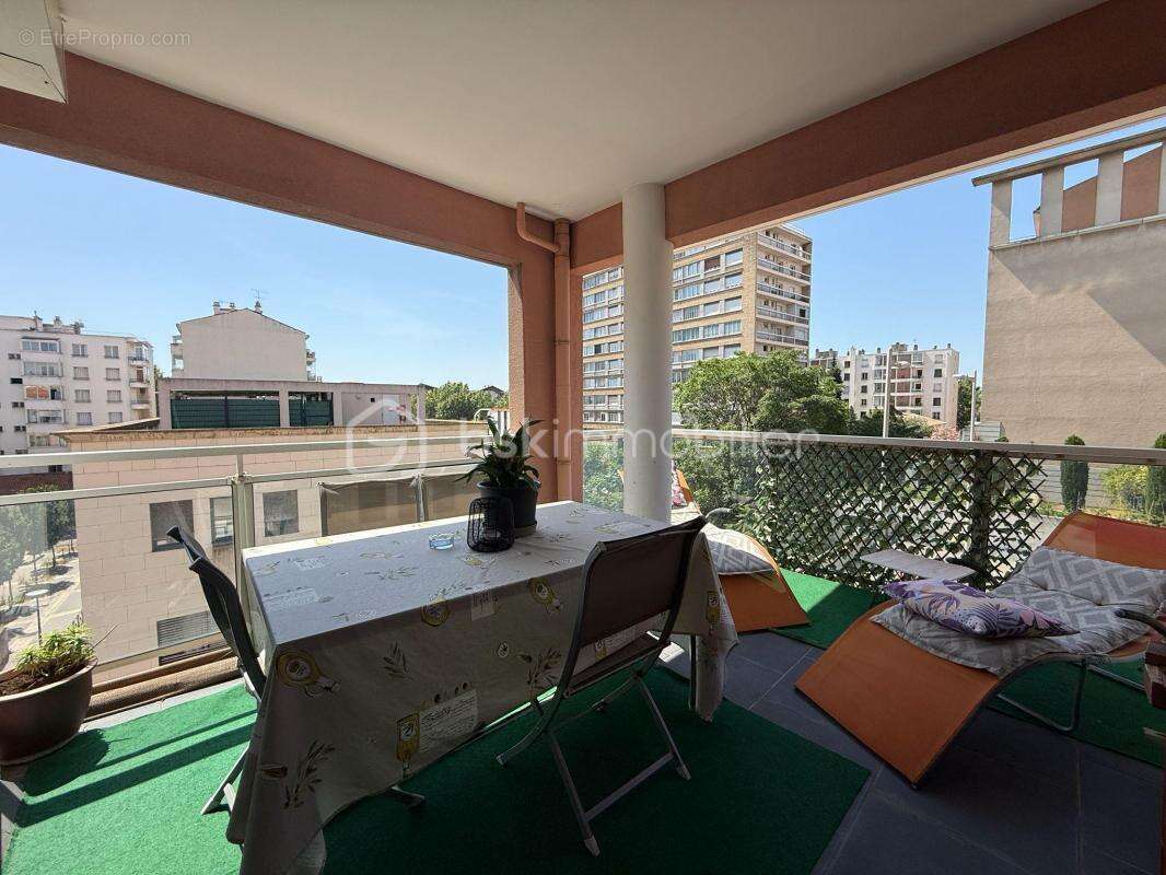 Appartement à AIX-EN-PROVENCE