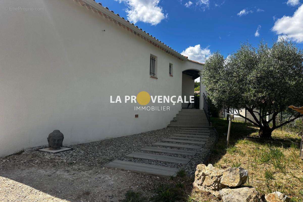 Maison à LA BOUILLADISSE