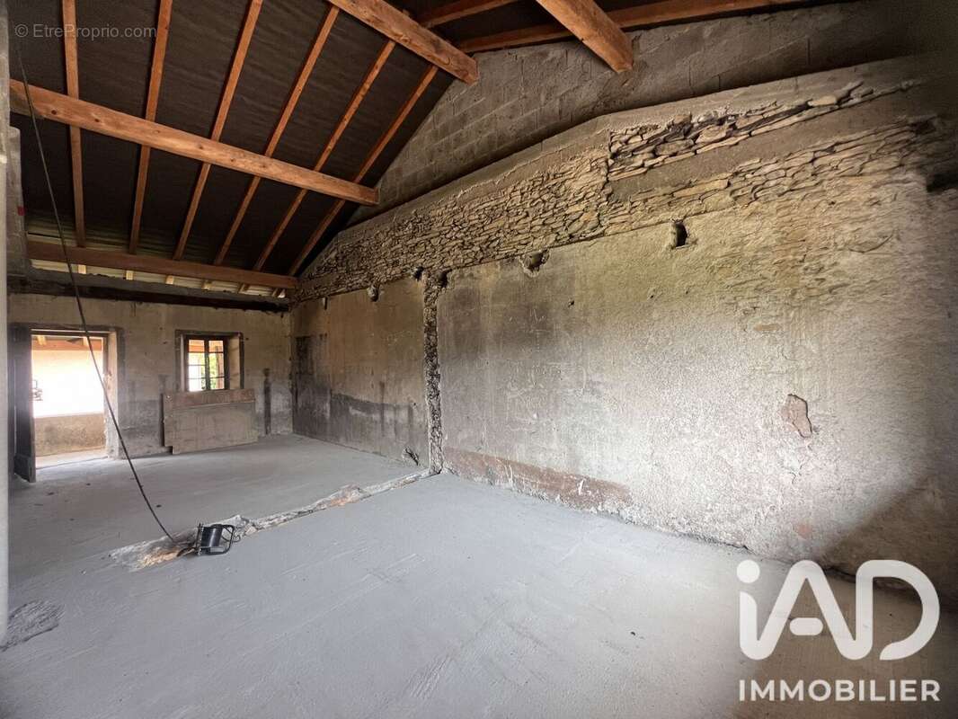 Maison 140 m² à Hauteville  - photo 5