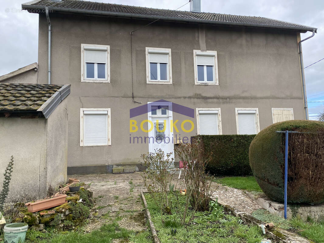 Maison à AVRICOURT