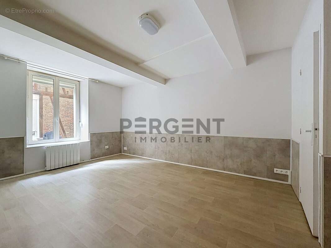 Appartement 43 m² à Charleville-Mezieres  - photo 5