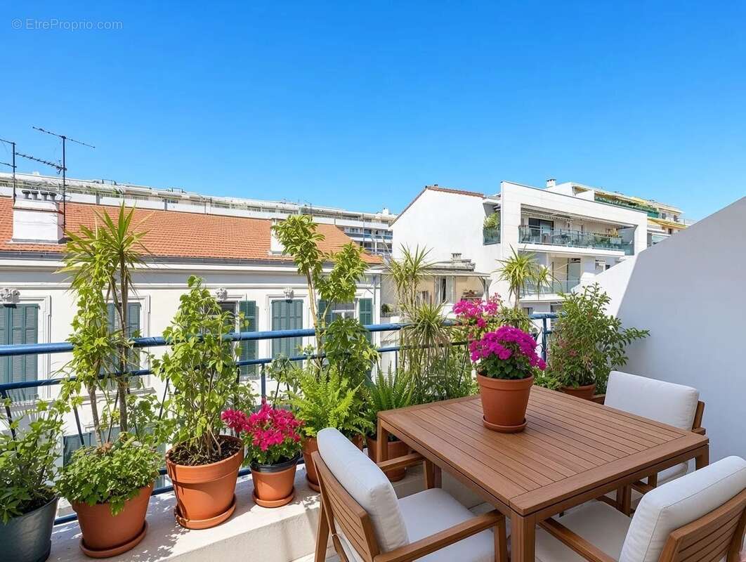Appartement à CANNES
