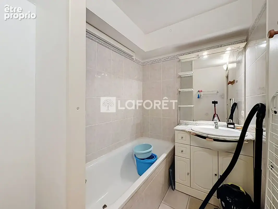 Carrières-sous-Poissy - Appartement 2 pièces de 38 m² avec parking, dernier étage - photo 8
