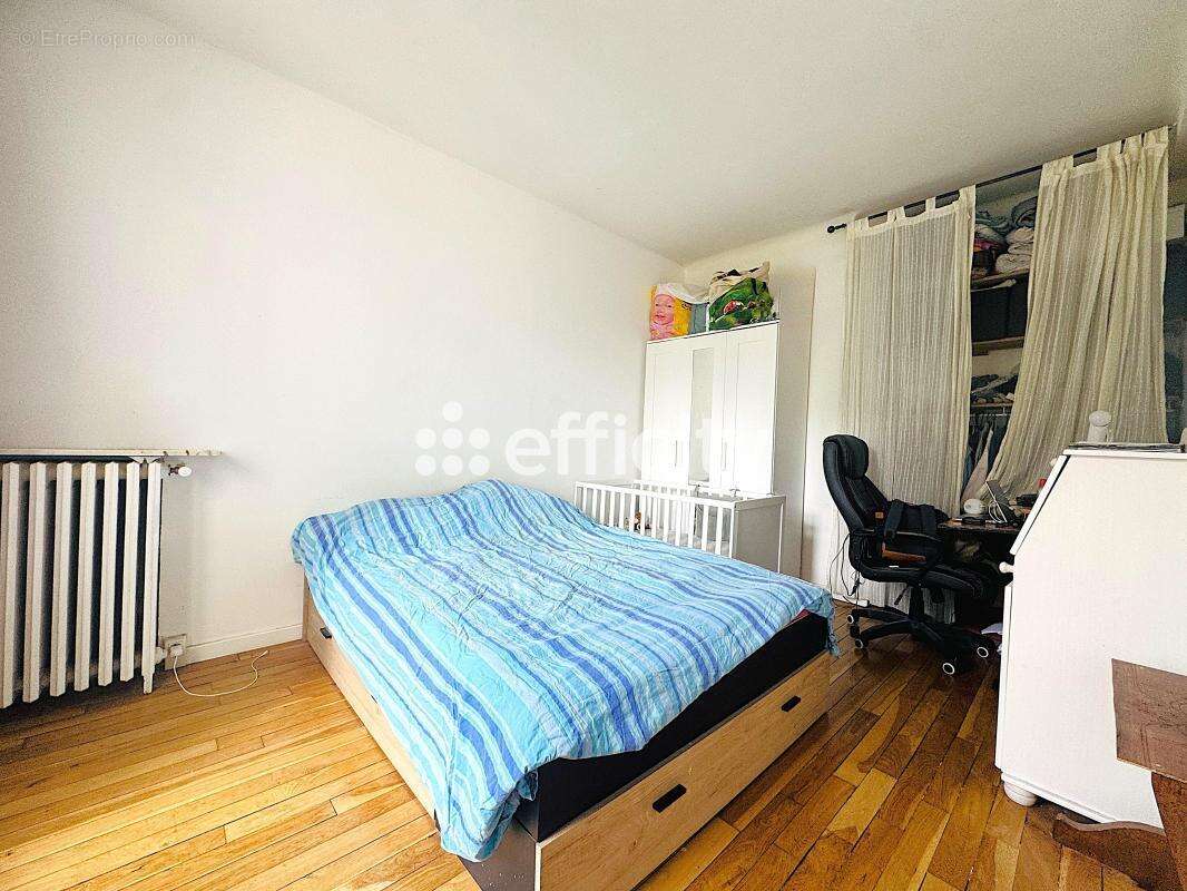 Appartement à PARIS-20E