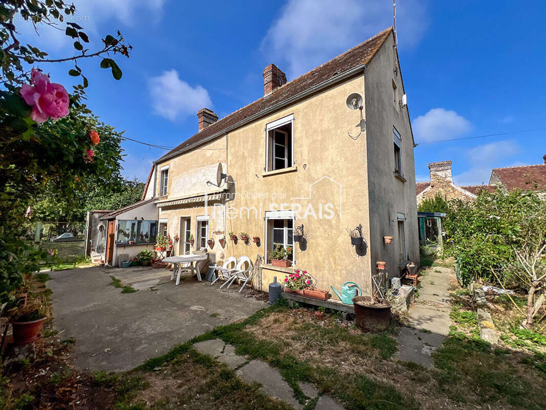 Ensemble immobilier à vendre à Vrigny - Un projet à fort potentiel ! - photo 4