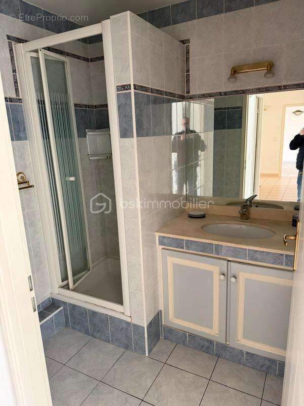 Appartement à LE MUY