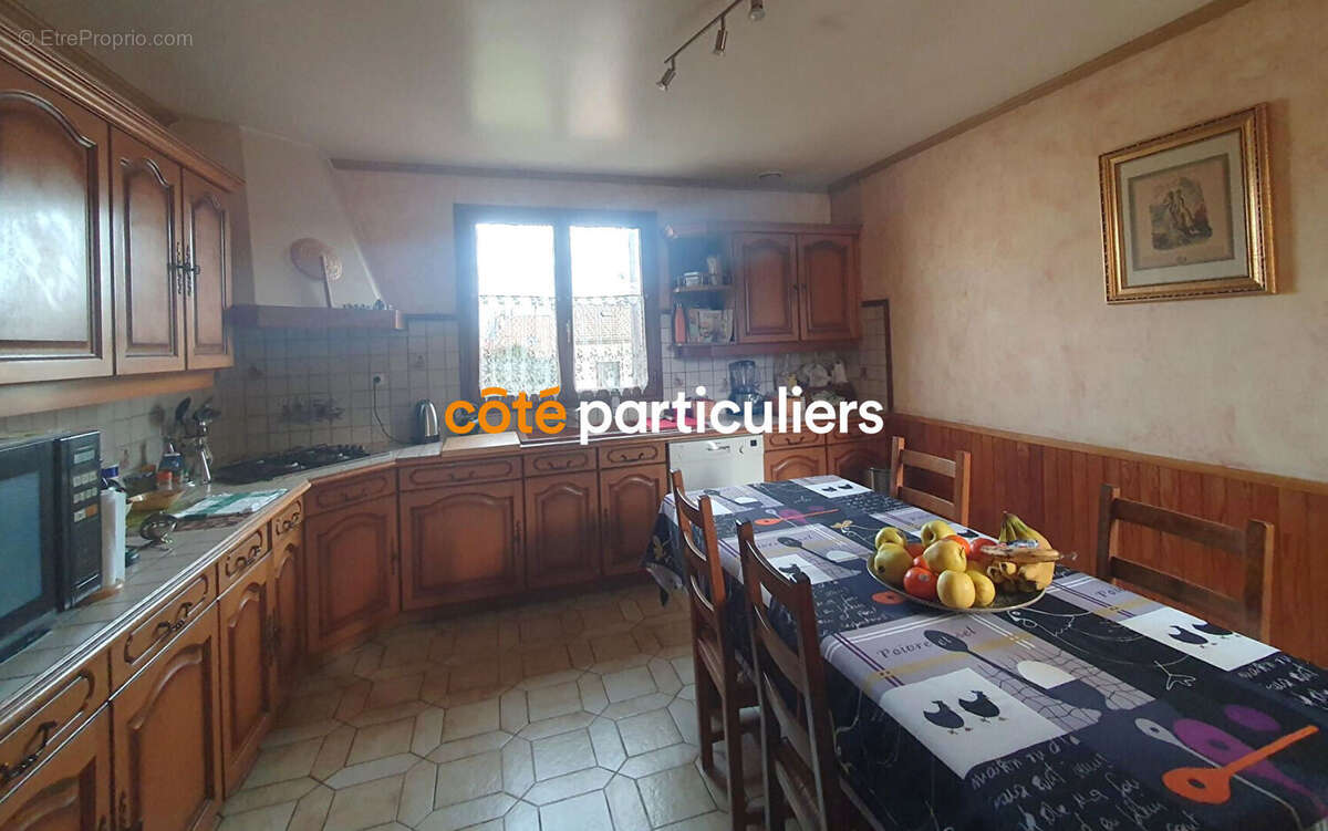 Maison à VILLENEUVE-LE-ROI