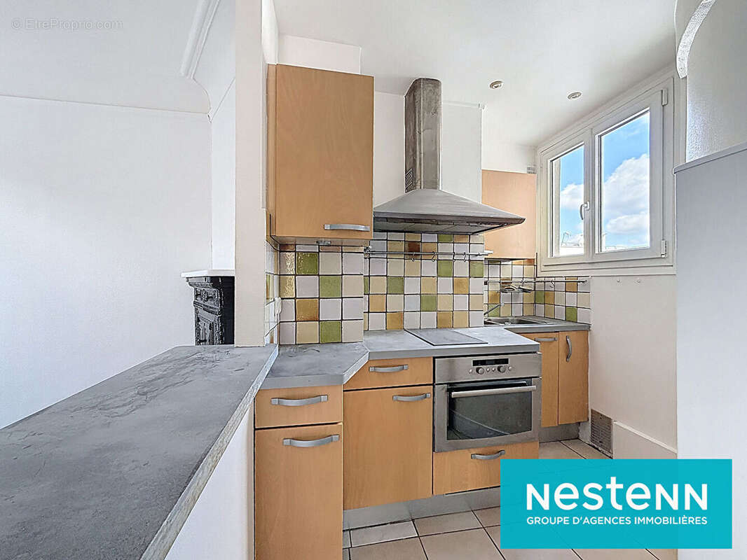 Appartement à PARIS-17E