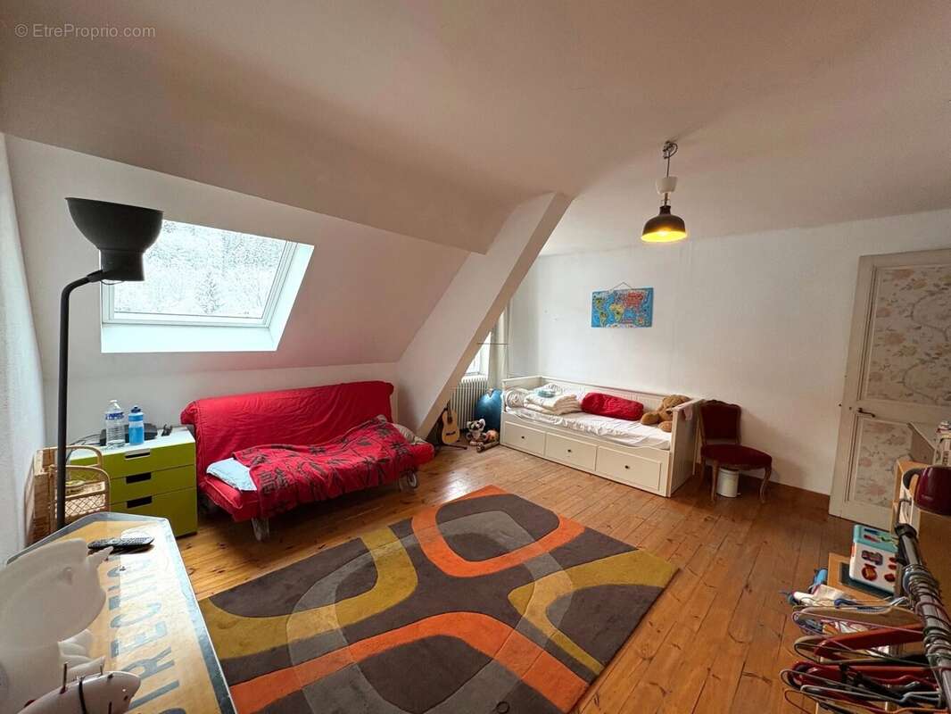 Maison à MONESTIER-DE-CLERMONT