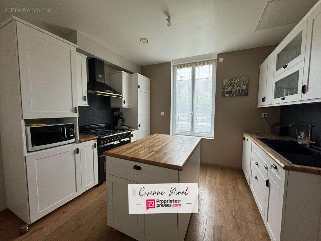 Maison à SAINT-ROMAIN-DE-COLBOSC