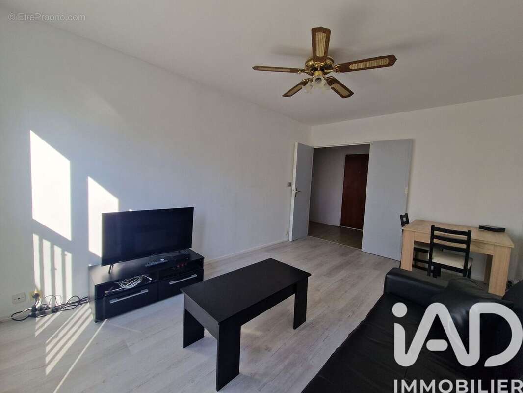 Photo 2 - Appartement à LES ULIS