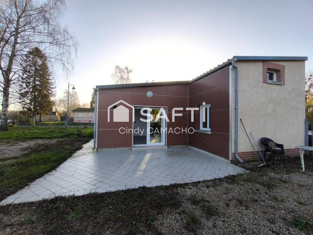 Photo 1 - Maison à PICQUIGNY