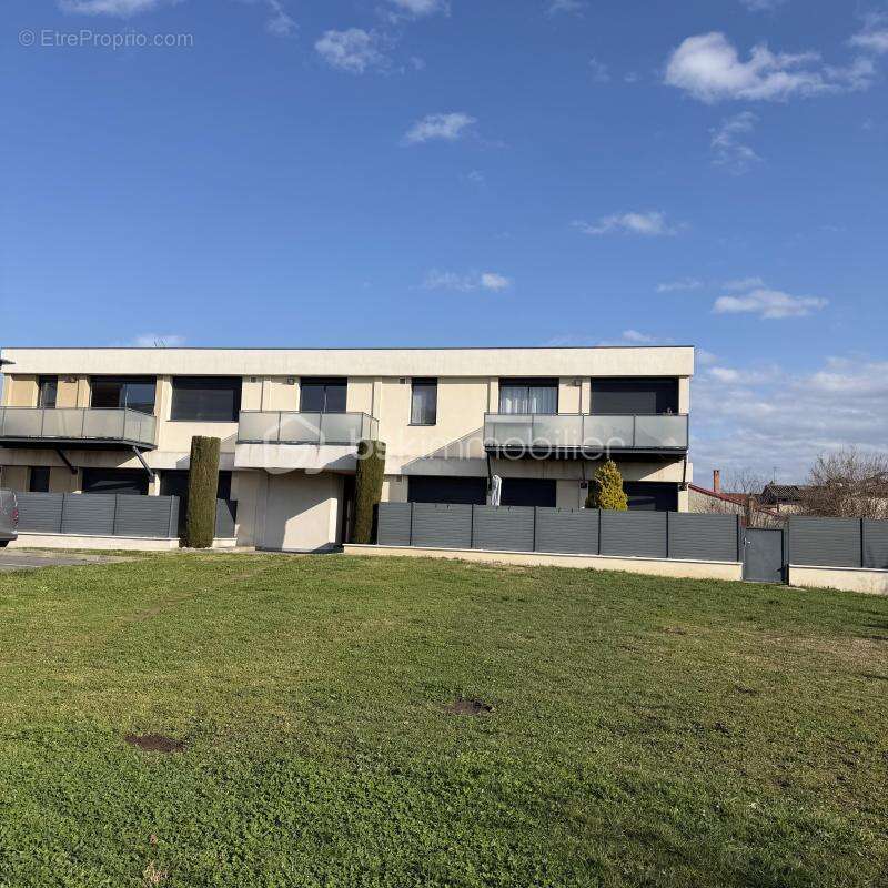 Appartement à BRINDAS