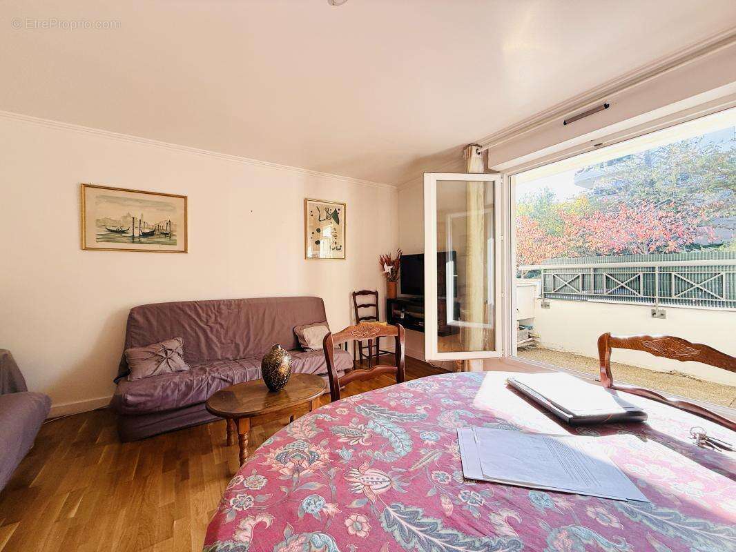 Appartement à CHATILLON