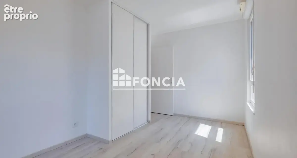 CALUIRE ET CUIRE T3 Duplex type maison de ville – Terrasse 16 m² – Caluire - photo 4
