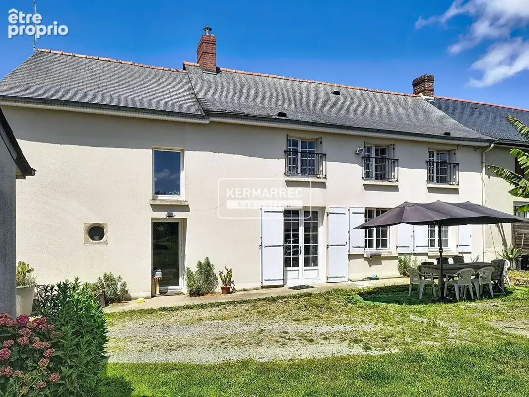 Maison à MONTREUIL-LE-GAST