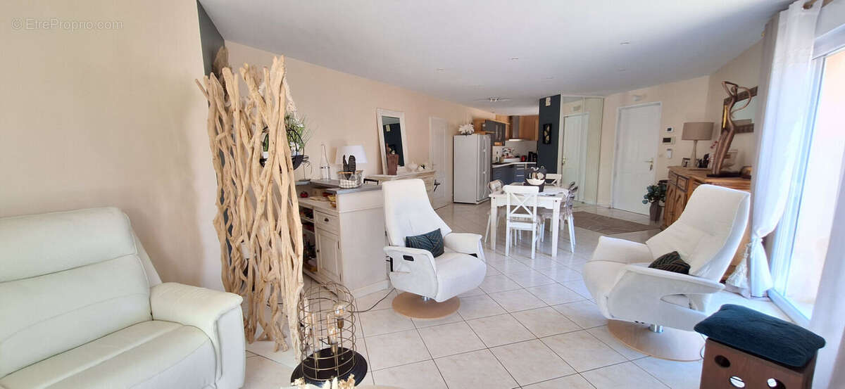 Maison à BUELLAS