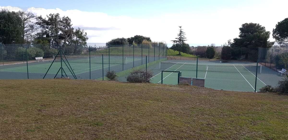 Appartement à VILLENEUVE-LOUBET