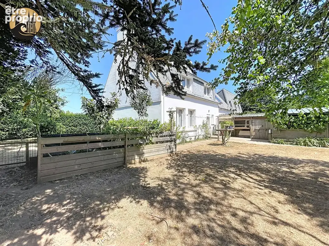 Ensemble immobilier de deux maisons jumelées avec jardins au sud - photo 10