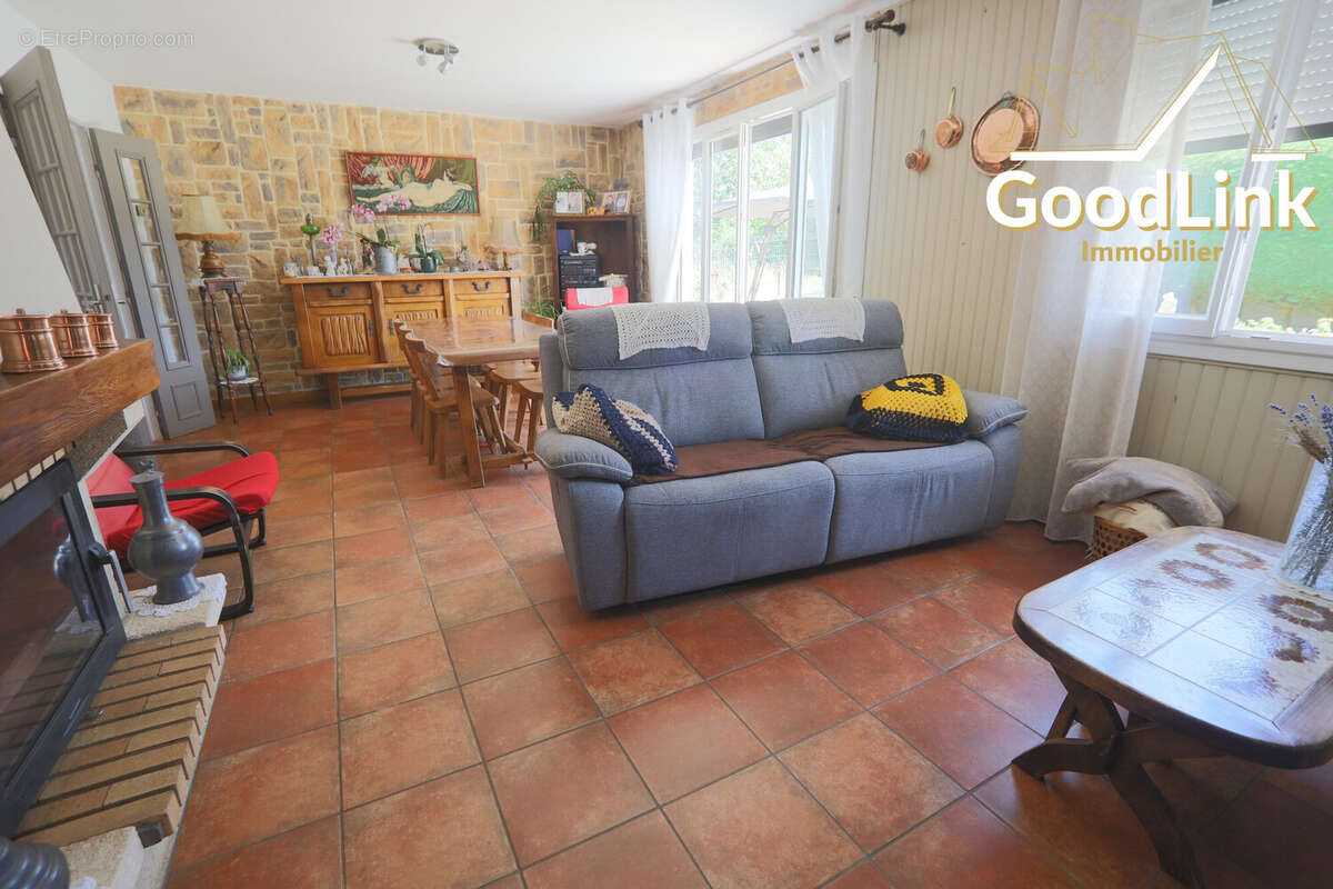 Maison 98 m² à Bouville  - photo 2