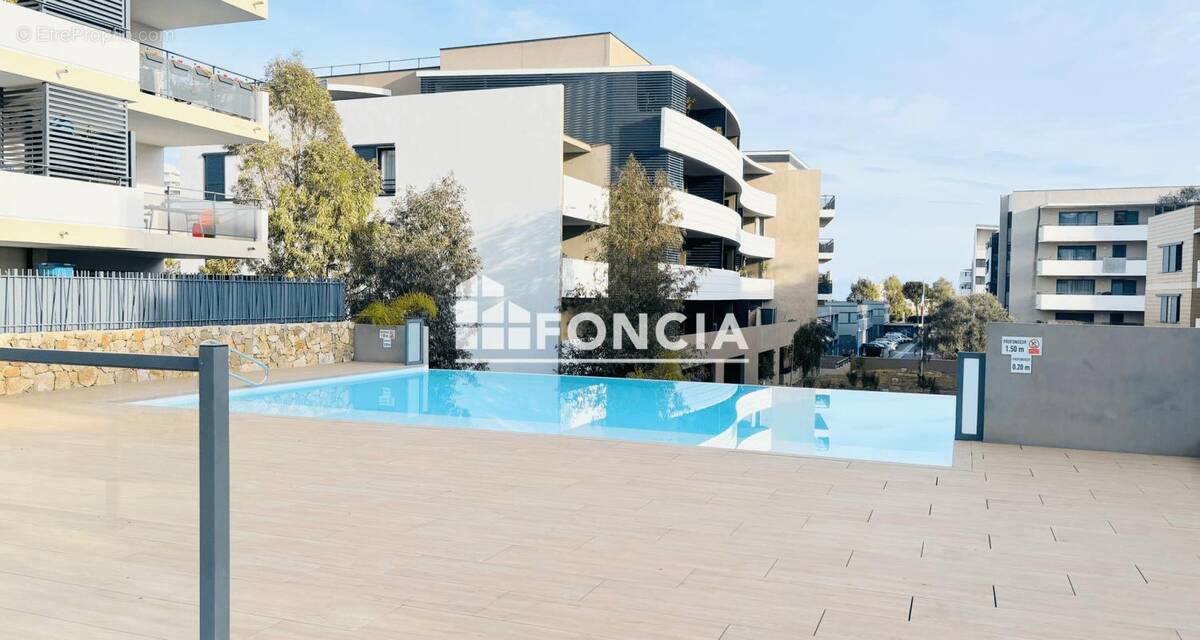Appartement à VILLENEUVE-LOUBET