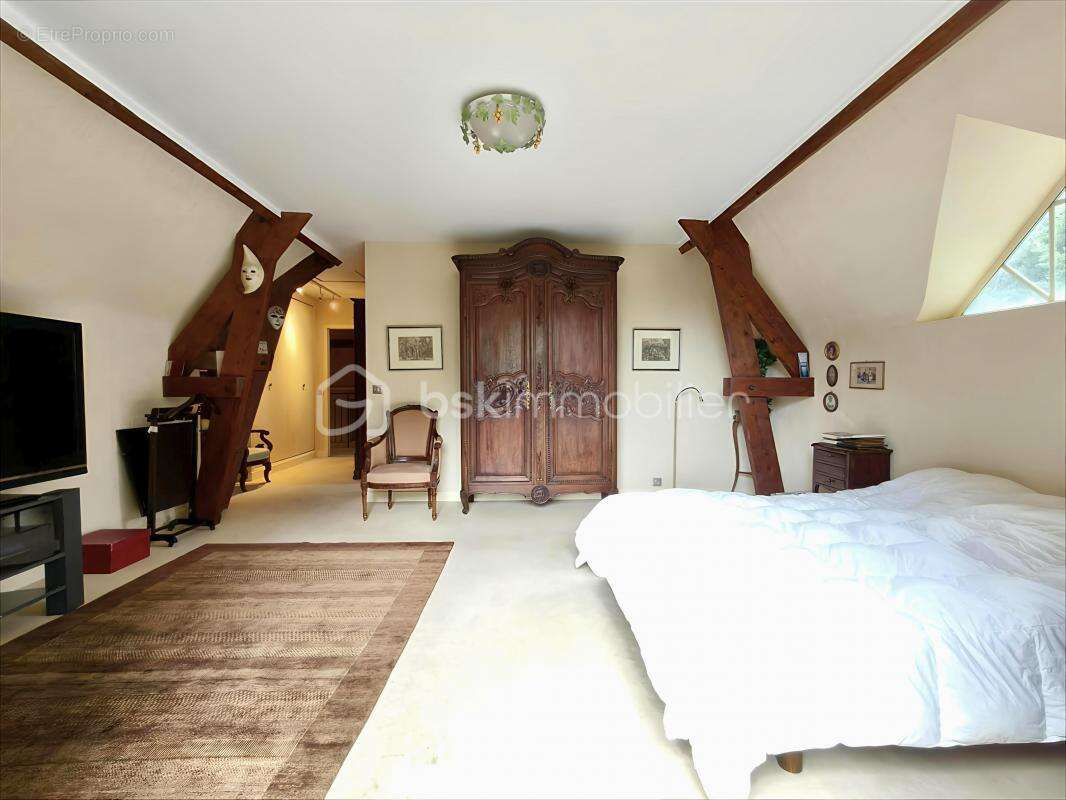 Maison à MAREIL-MARLY