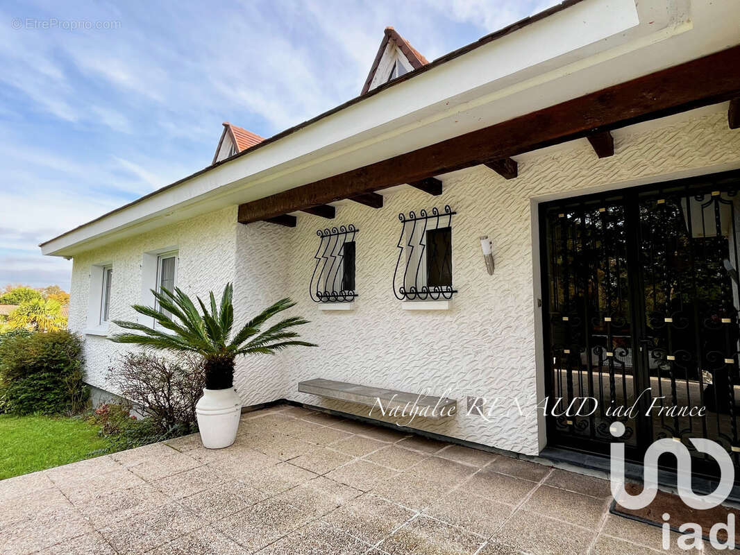 Photo 2 - Maison à CHALLANS