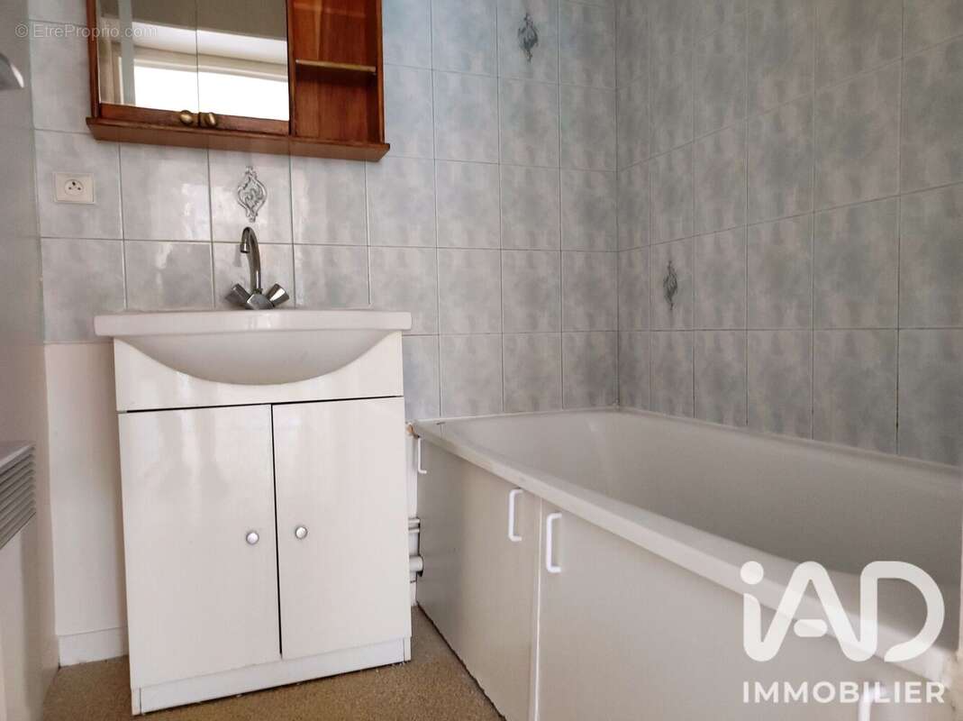 Photo 8 - Appartement à VILLIERS-LE-BEL