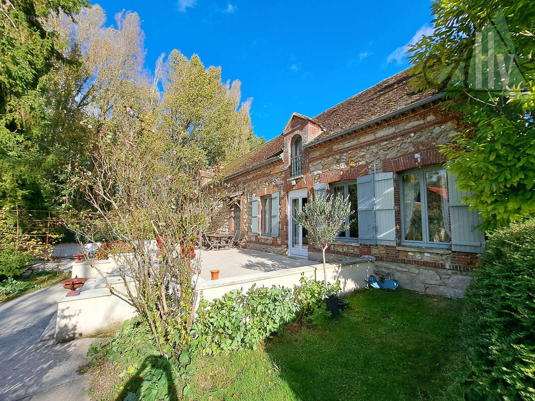 Maison à BRAY-SUR-SEINE