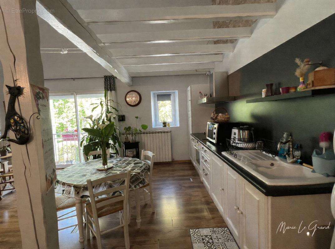 Maison à LABRUGUIERE