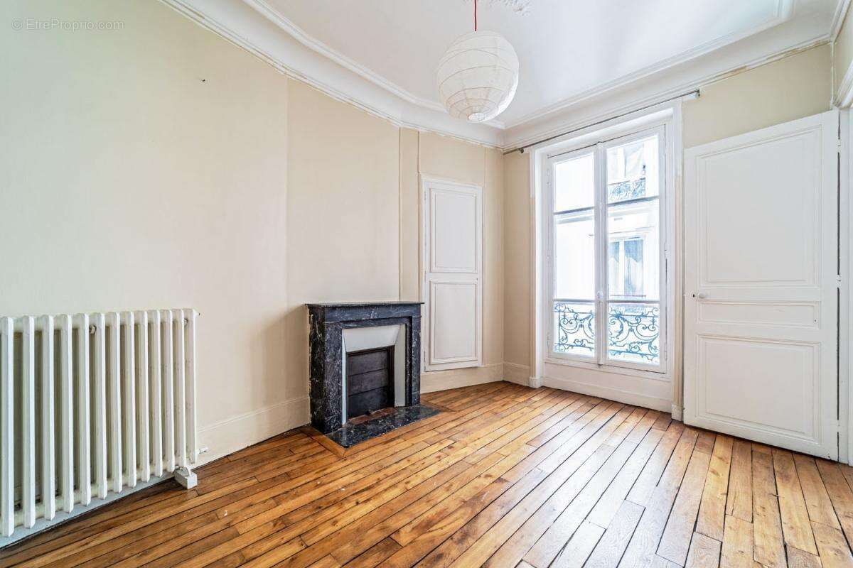 Appartement - 61 m² - Paris (75) - photo 8
