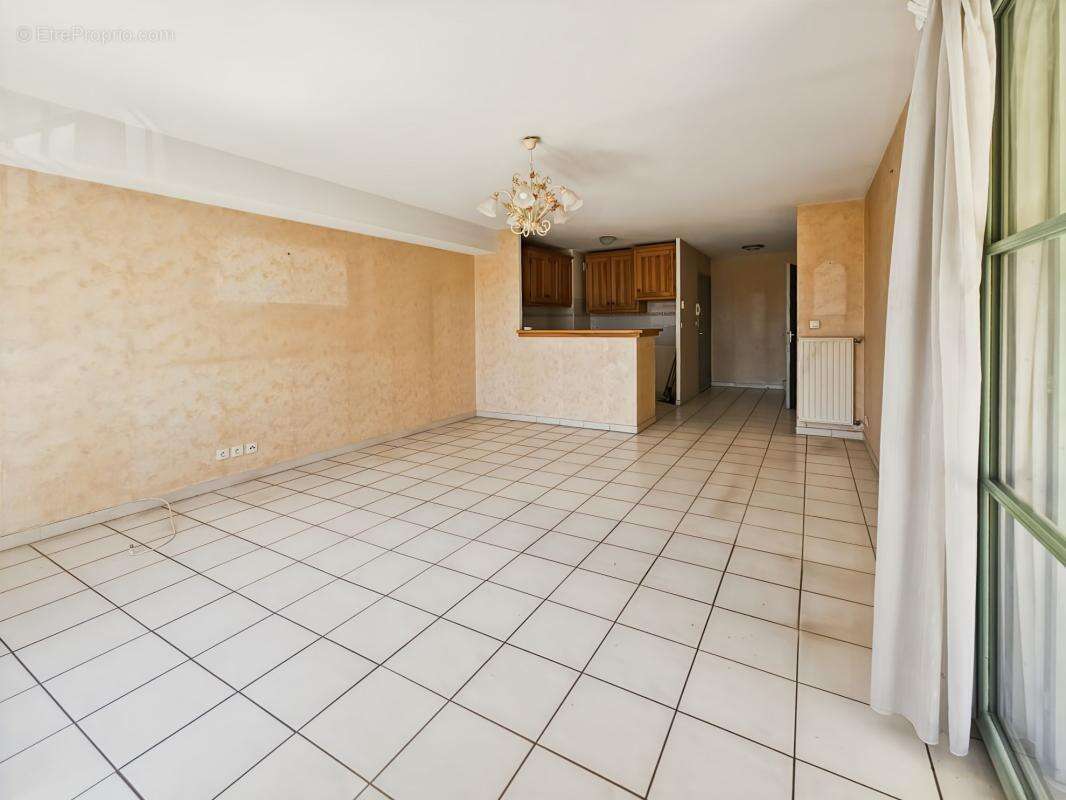 Appartement à UZES