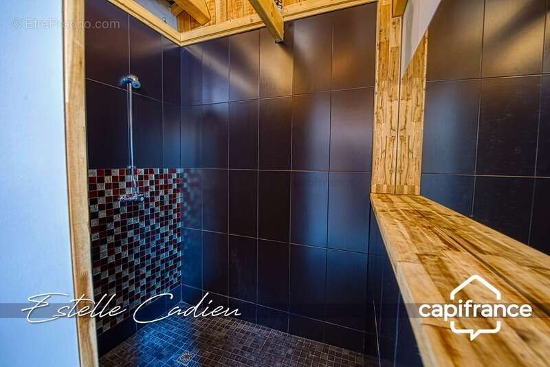 Maison à LA FLOCELLIERE