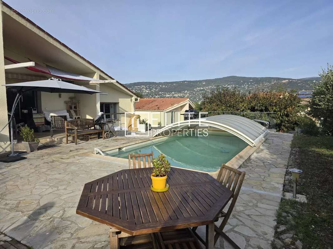 Maison à PEYMEINADE