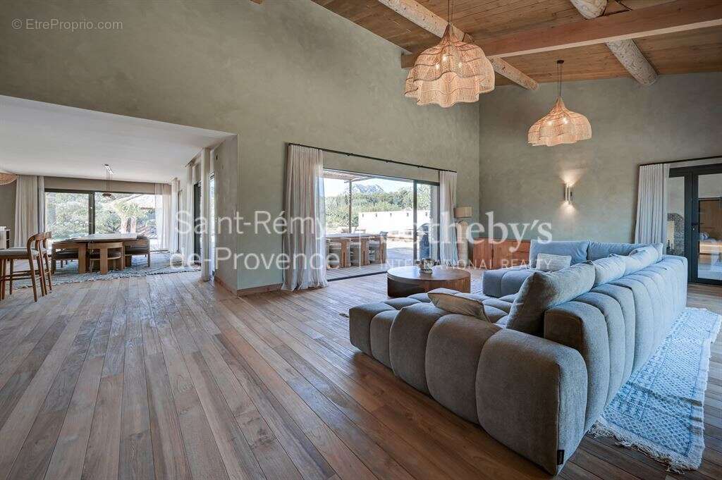 Villa contemporaine parfaitement équipée, vue Alpilles et emplacement privilégié - photo 9