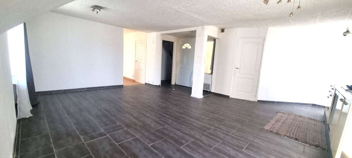 Appartement à AUDINCOURT