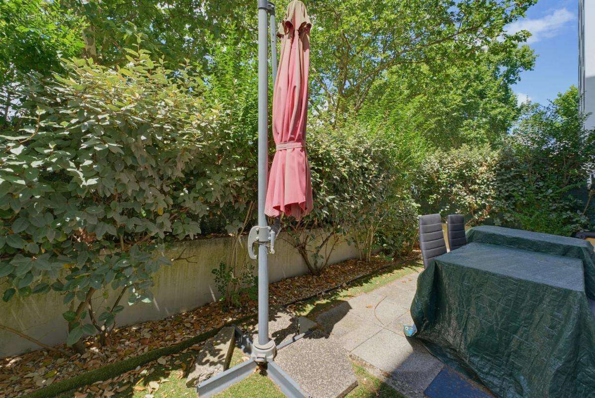 Appartement 2 pièces, 48 m², jardinet dans résidence sécurisée à Bordeaux Lac - photo 9