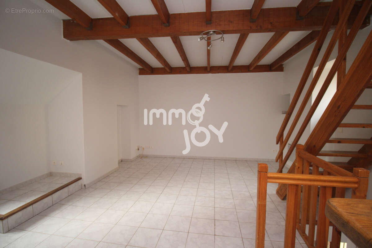 Maison à QUARANTE