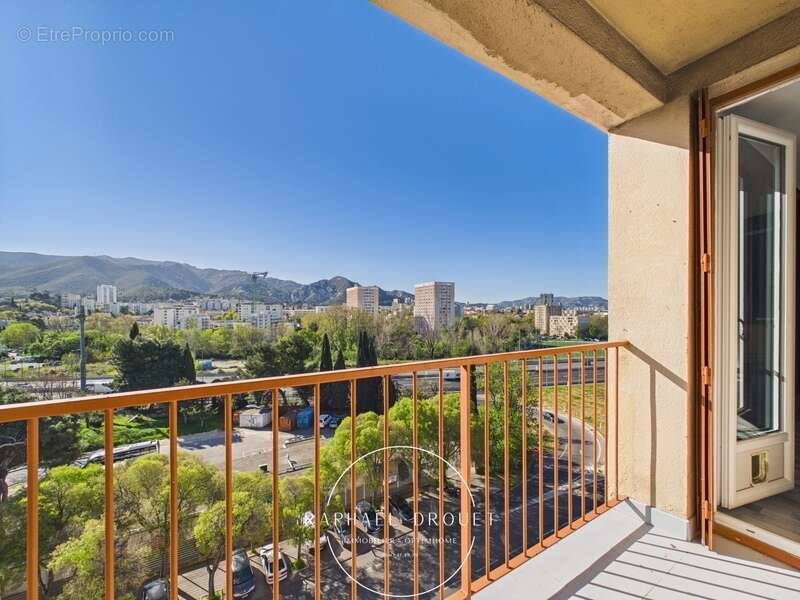 Appartement à MARSEILLE-11E