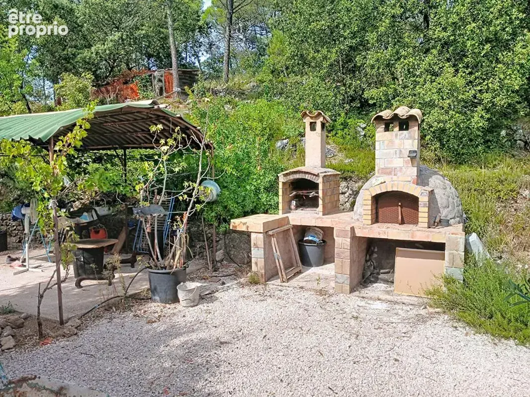 Maison avec dépendances, piscine et garage - Brignoles - photo 11