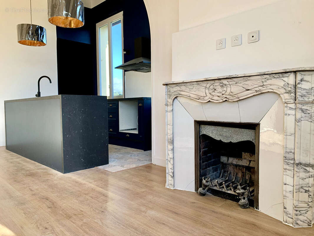 Appartement à MARSEILLE-11E