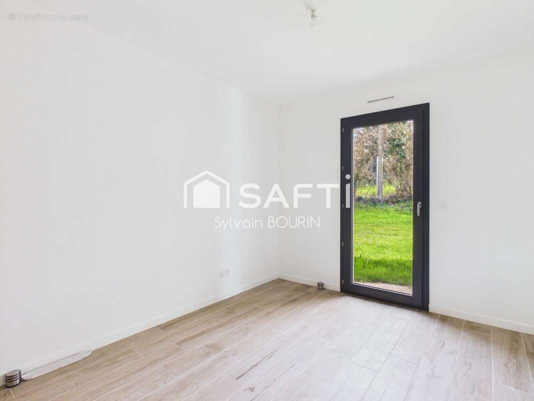 Maison 125 m² à Toussieux  - photo 6