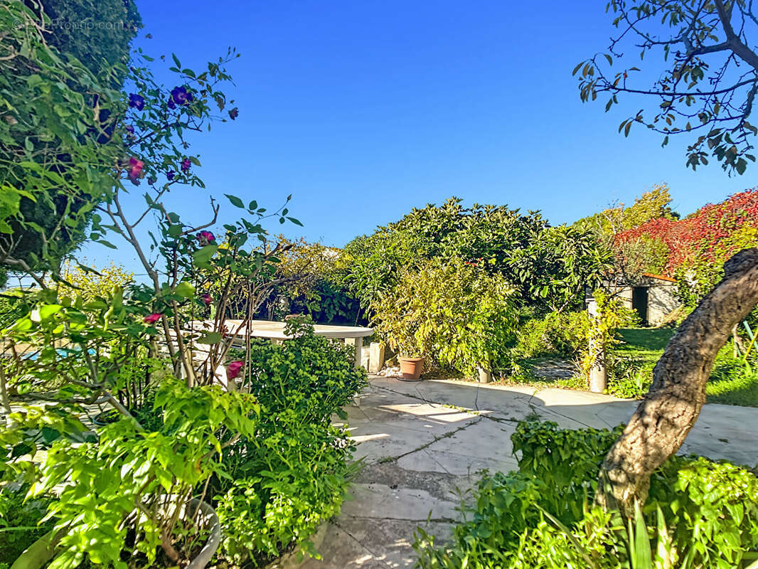 Maison à MARSEILLE-10E