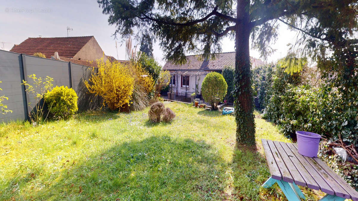 Maison à MOREY-SAINT-DENIS