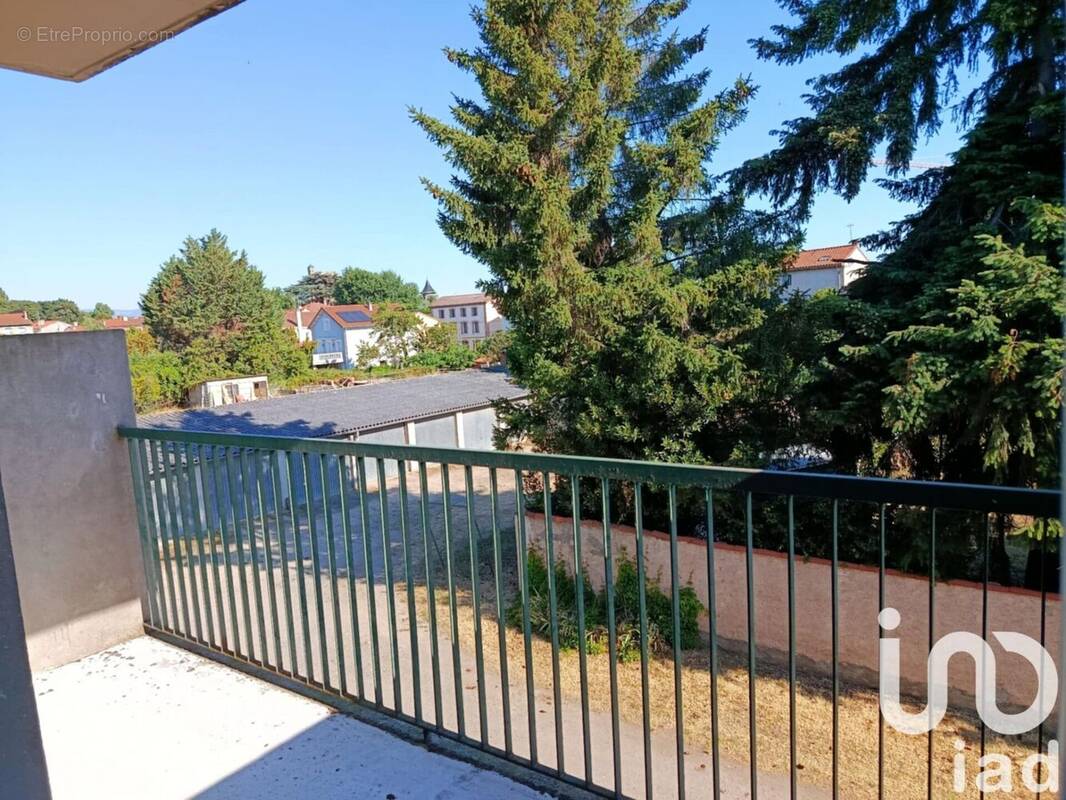 Photo 1 - Appartement à SURY-LE-COMTAL